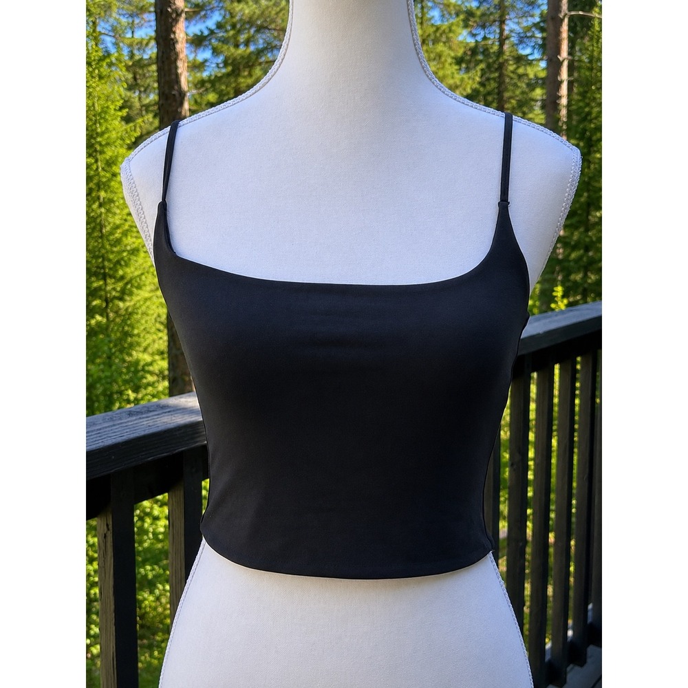 Babaton Contour Squareneck Cropped Cami Black Small 92134 Aritzia Tank Top